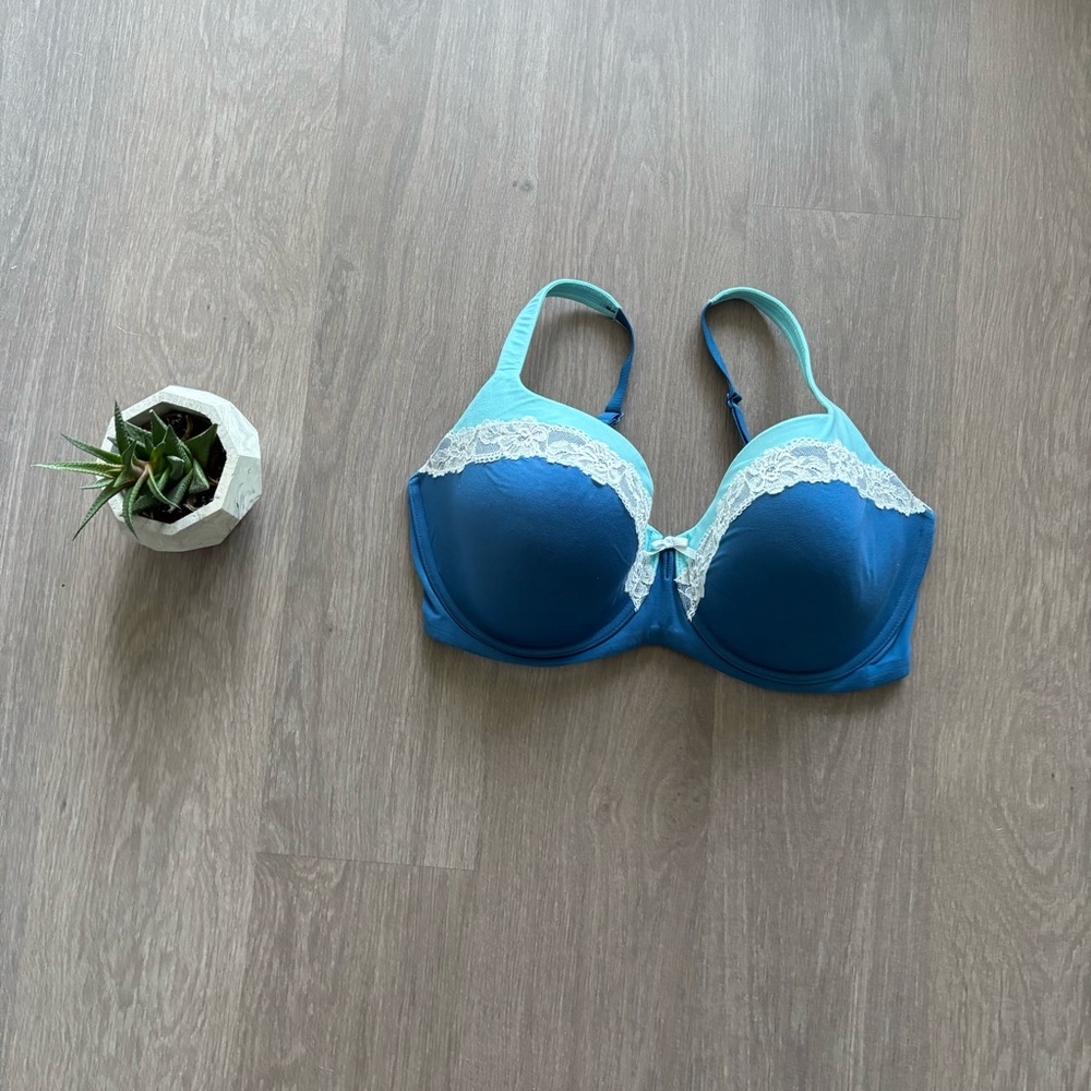 Victoria's Secret Blue & Teal "Body by Victoria Lined Demi" Bra with Lace